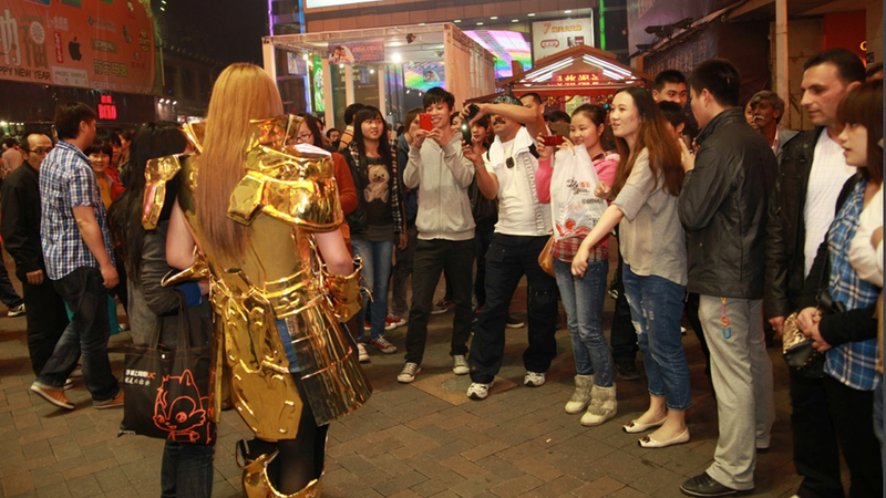 Illustration for article titled This Chinese Girl in Shiny Armor Wants a Boyfriend